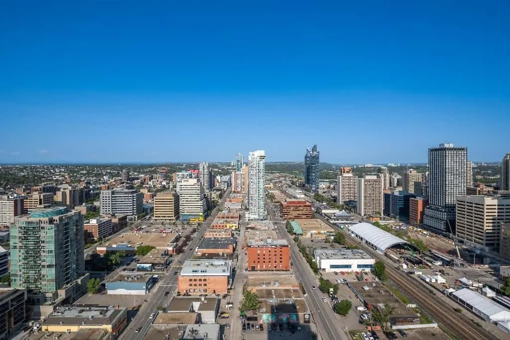 Miso 2 Bd - Skyline View Patio Gym Pool & Ac Villa Calgary
