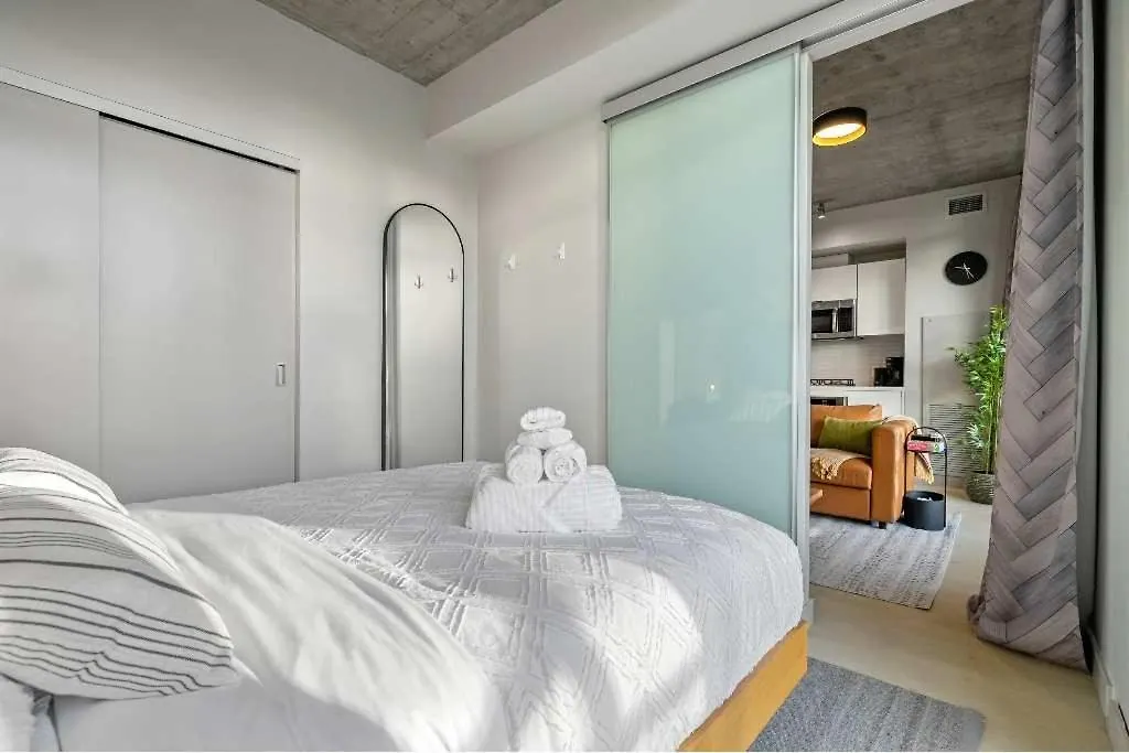 Miso 2 Bd - Skyline View Patio Gym Pool & Ac Villa Calgary